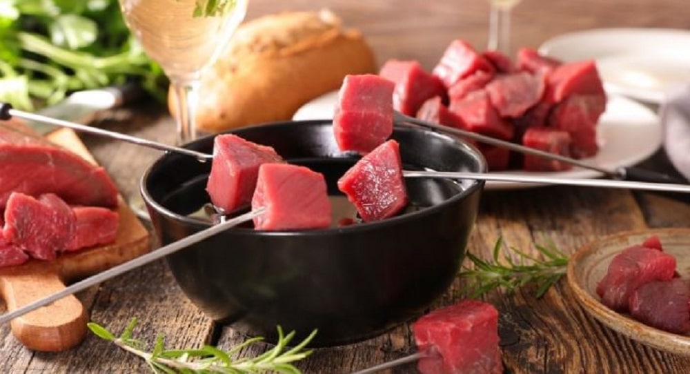 Fondue Bourguignonne : Une Recette Conviviale Et Terriblement Gourmande