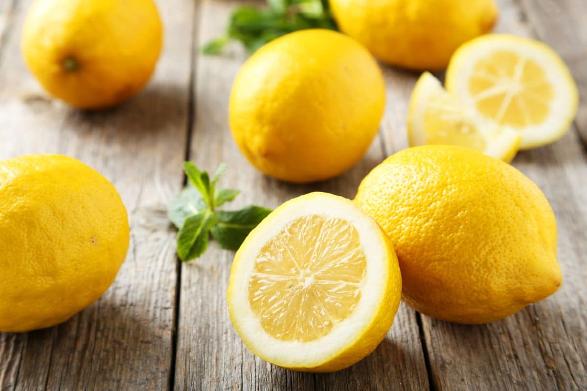 Découvrez 15 astuces pour recycler les peaux de citron