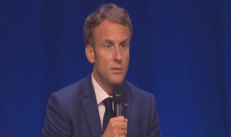 Emmanuel Macron sur le point d annoncer un allégement des mesures