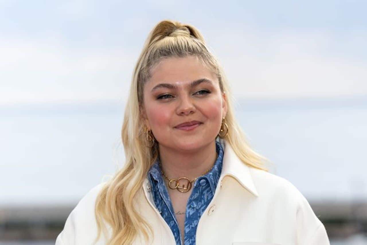 Louane Muriel Robin Ces célébrités qui ont arrêté la cigarette