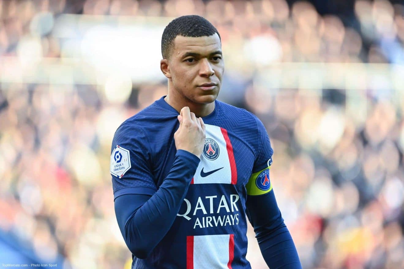 Kylian Mbappé en tension avec le PSG Il s en prend violemment au club