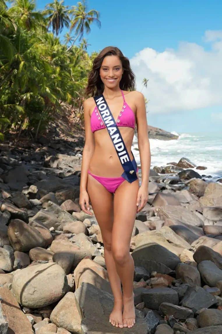 Miss France D Couvrez Les Sublimes Photos Des Candidates En Maillot De Bain