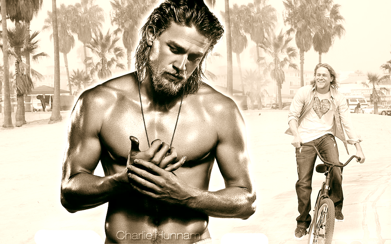 Charlie-Hunnam-charlie-hunnam-22939513-1280-800