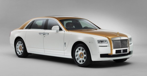 S0-Rolls-Royce-Ghost-Golden-Sunbird-pour-la-Chine-evidemment-303221