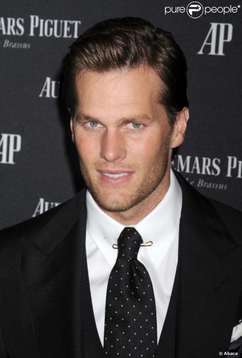 918127-tom-brady-637x0-2