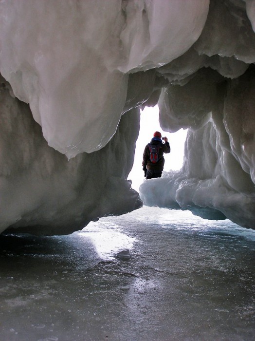 icy cave apostle