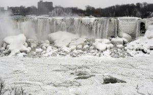 w_610280-chutes-du-niagara-hiver-2014