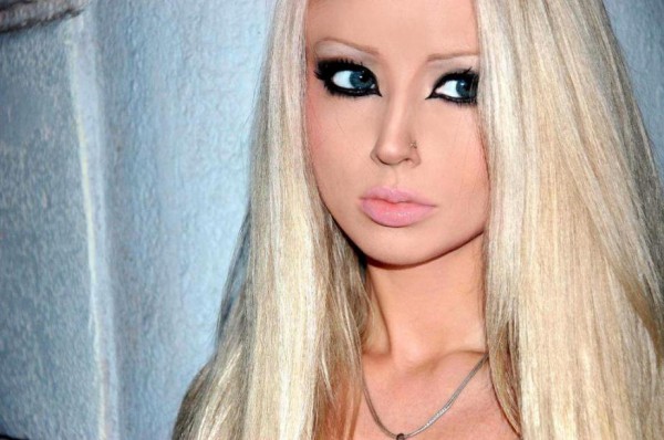 Valeria-Lukyanova-38