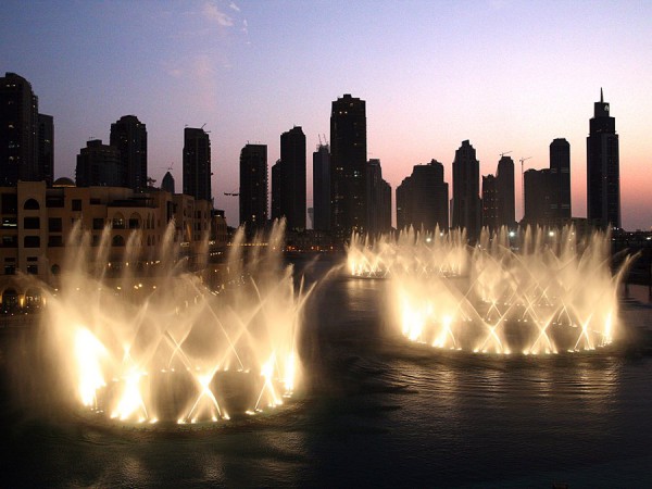 from-the-other-side-you-can-see-the-whole-dubai-skyline