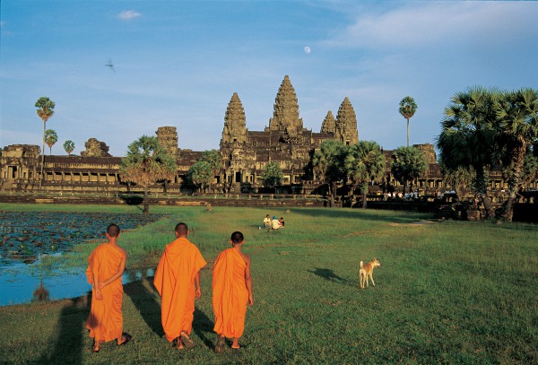 angkor-scenes-siem-reap-cambodia-ampersand-travel