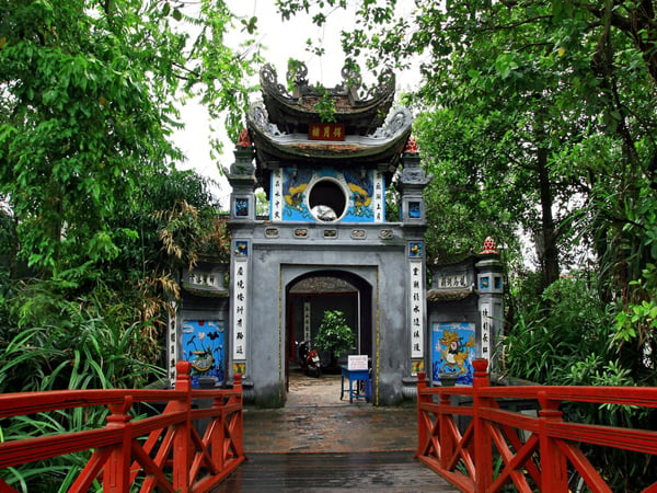 ngoc-son-temple-hanoi-vietnam-4