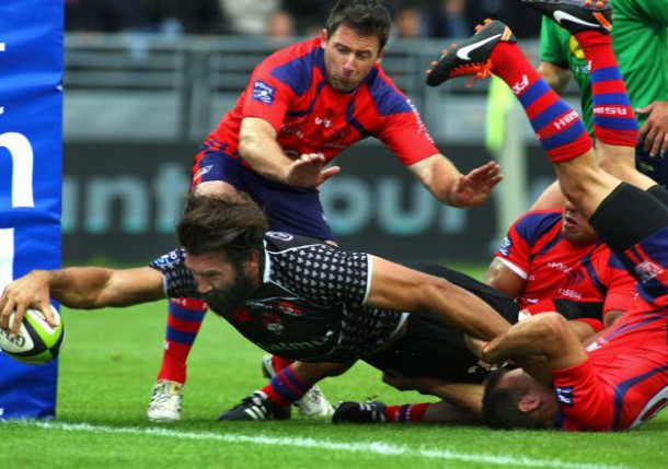 sebastien-chabal-a-inscrit-son-premier-essai-de-la-saison-en-championnat-face-a-beziers-photo-philippe-juste