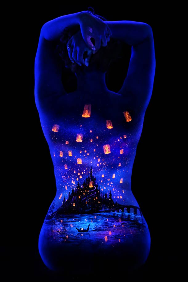 John-Poppleton-body-painting-black-light-2