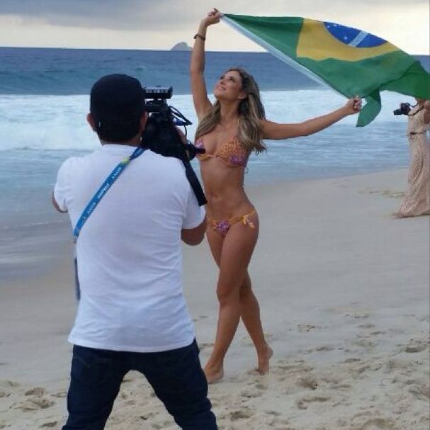 vanessa_huppenkothen_2014_world_cup_08