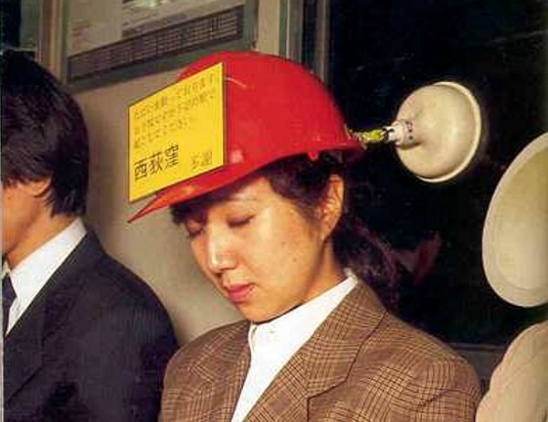 wtf-japan-subway-hat5