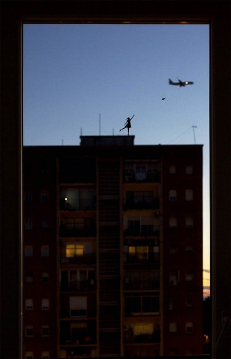 window-silhouettes-pejac-10