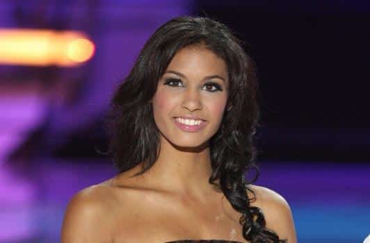 Chloe-Mortaud-Miss-France-2009-est-enceinte_portrait_w532