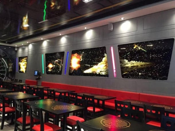 go-go-go-un-restaurant-a-theme-star-wars-a-ouvert-ses-portes-4-L