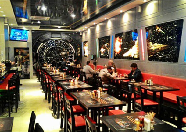 go-go-go-un-restaurant-a-theme-star-wars-a-ouvert-ses-portes-6-L