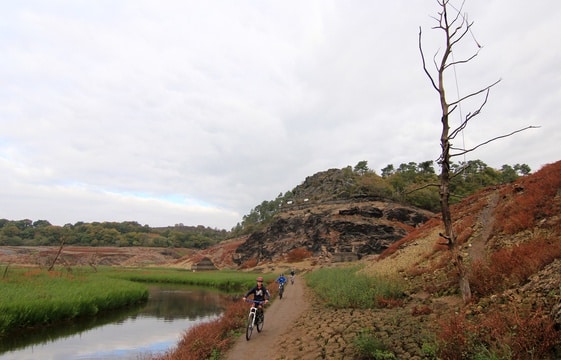 561x360_lac-guerledan-lors-assec-site-tregnanton-20-octobre-2015