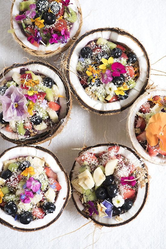 Power bowls with coconut instead of bowl