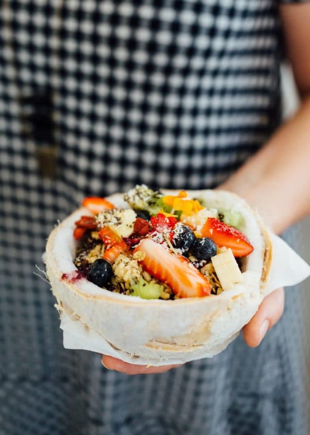 Power bowl with coconut instead of bowl