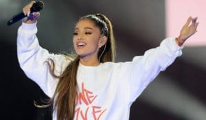 ariana grande tatouage manchester
