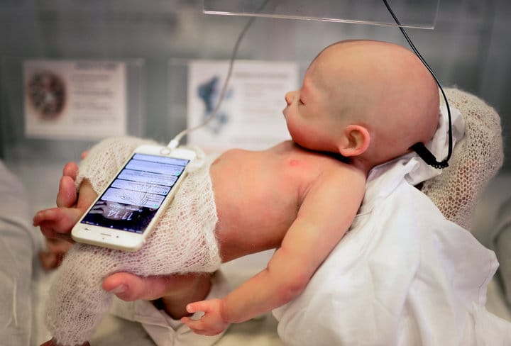Flippant Et Craquant Achetez Votre Bebe Robot Ultra Realiste