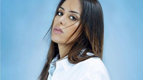 Amel Bent : les sommes folles proposées pour voir ses filles
