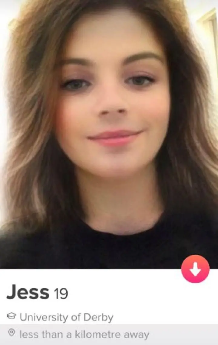 il-se-transforme-en-femme-avec-un-filtre-snapchat-et-fait-des-centaines-matchs-sur-tinder
