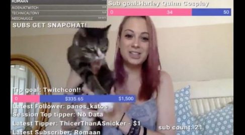 oups-streameuse-se-debat-avec-chat-et-devoile-poitrine-twitch