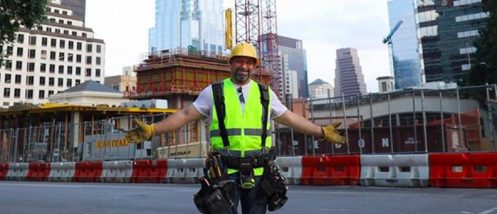 Agent de construction influenceur