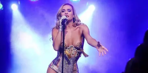 Clara morgane sexy instagram