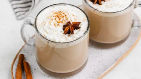 chai-latte-maison-un-the-indien-aux-epices-de-noel