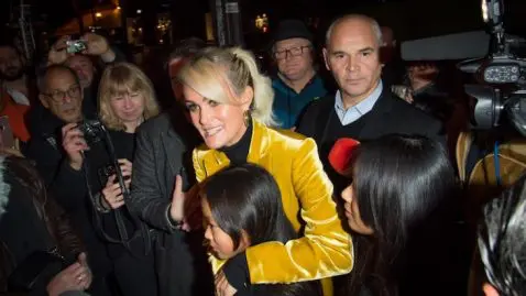 laeticia hallyday humilation subie olympia