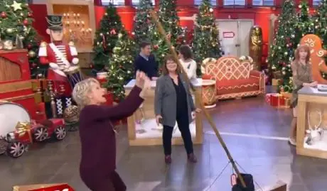 sophie-davant-elle-frole-laccident-en-plein-direct-video