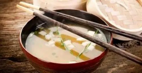 soupe-miso-tofu-recette-excellente-detox