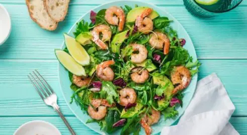 la-salade-de-crevettes-detox-une-bonne-dose-de-fraicheur