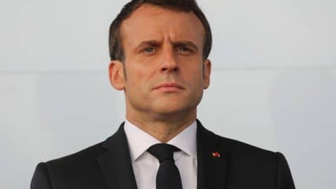 Emmanuel Macron insulté par une actrice