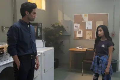 Jenna Ortega donne sa théorie pour You saison 3