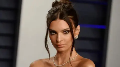 Emily Ratajkowski