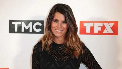 Karine Ferri sexy décolleté