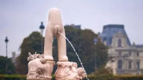 statue-femme-fontaine-cree-polemique-nantes