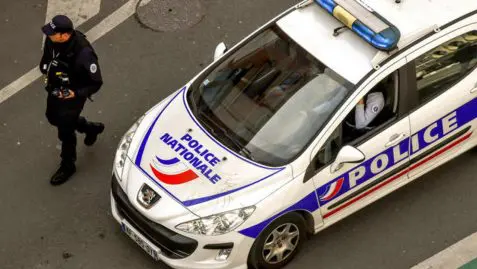 axelle jeune femme fauché voiture Lyon