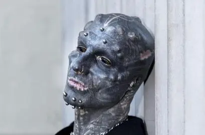 Black Alien transformation