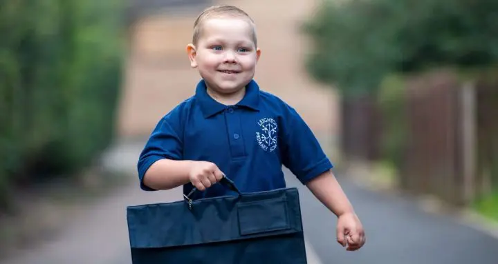 A seulement 4 ans, il a vaincu deux fois le cancer