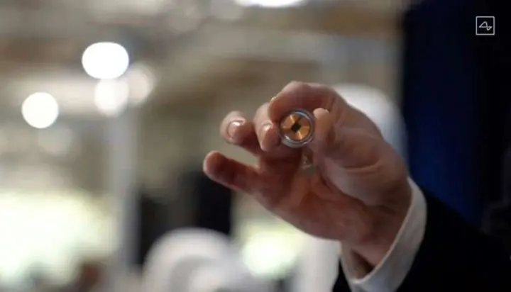 Neuralink présente son tout nouvel implant cérébral