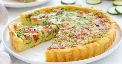 tarte-pommes-de-terre-courgettes-jambon-et-mozzarella-un-basique-qui-fait-du-bien