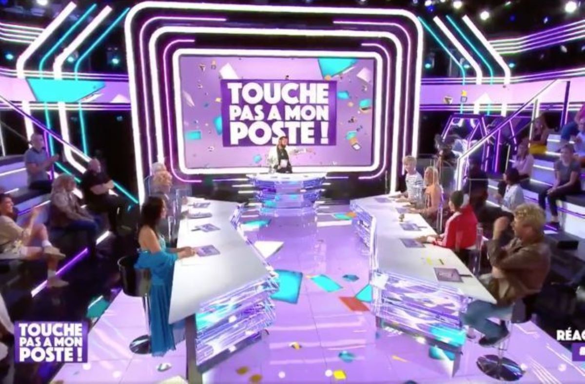 Choc Une Chroniqueuse De Tpmp Poignardée En Pleine Rue