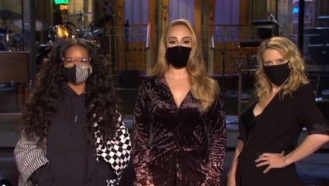 adele amincie chemisier moulant